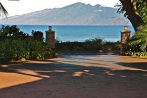 Maui Beach House B & B  Лахэйна